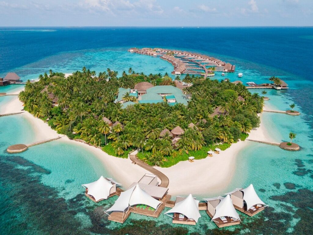 Maldives Leisure & Honeymoon Package - Travel Nivriti Kerala's Best Tour Operator_Kerala Tourism Packages (1)