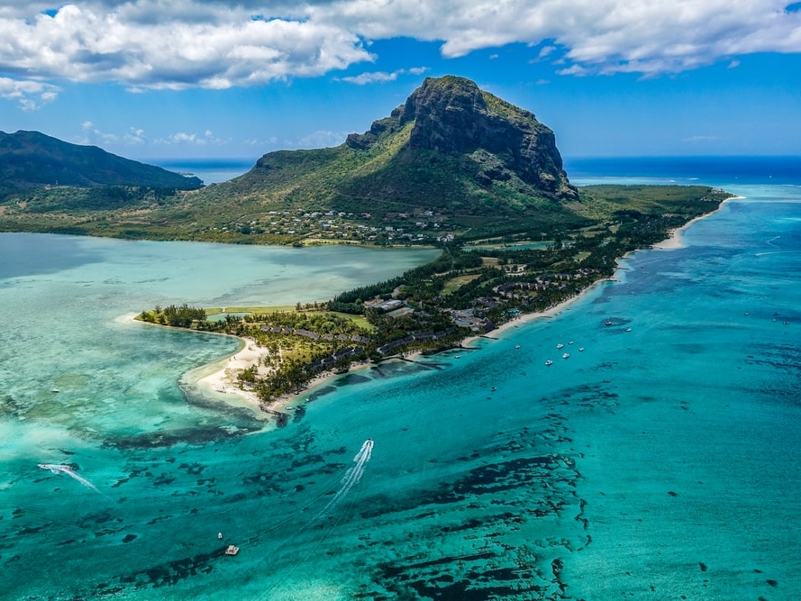 Mauritius Package - Travel Nivriti Kerala's Best Tour Operator_Kerala Tourism Packages (2)
